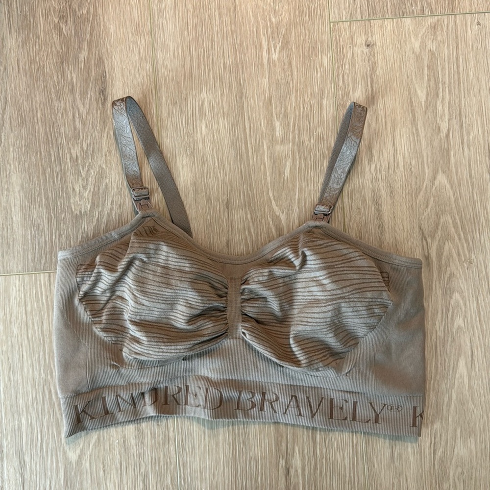 Kindred Bravely nursing/pumping bra